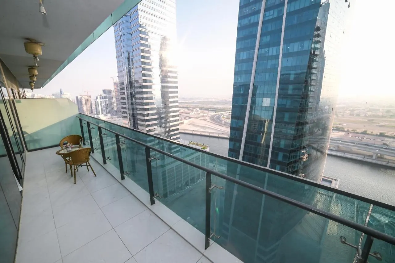 Holiday home 1Bhk With Canal View Damac Merano Business Bay Dubai