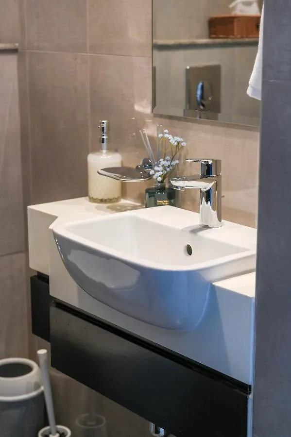 Σπίτι διακοπών 1Bhk With Canal View Damac Merano Business Bay Ντουμπάι